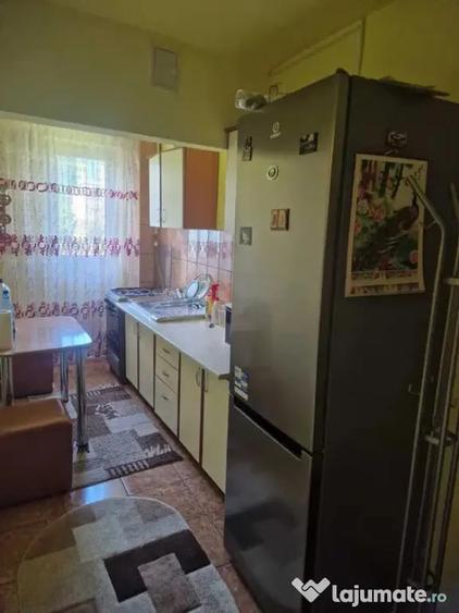 Apartament 2 camere semidecomandat 45 mp Bailesti Centru - 2