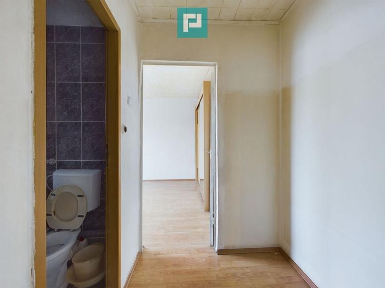 Apartament cu 2 camere semidecomandat în Aurel Vlaicu