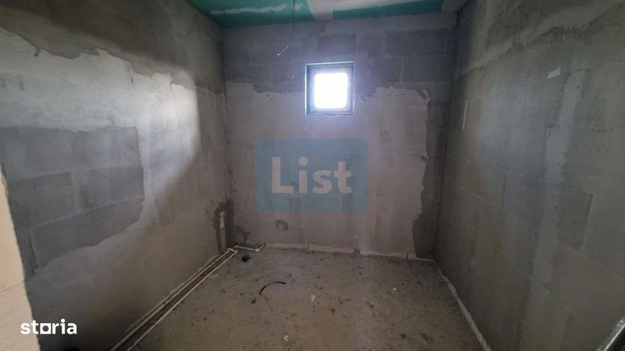 Casă cu 3 camere în Cătălina