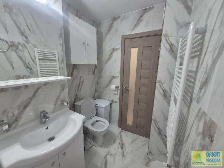 Dacia, bd. Tomis, de inchiat 2 camere, decomandat, mobilat, renovat, gaze - 15