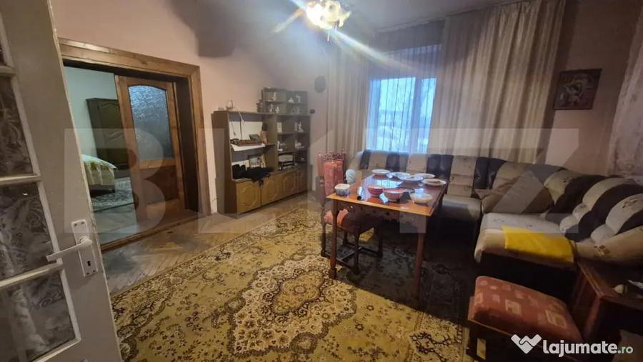 Casă cu 1 camere cu Teren 1306 Mp în Careiului