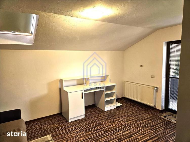 Casă cu 5 camere cu Teren 780 Mp în Central
