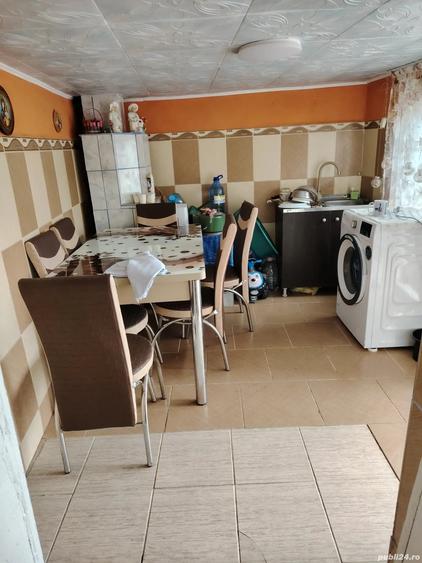 Casă cu 4 camere cu Teren 400 Mp în Cătiașu