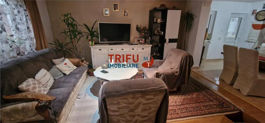 Casă individuală cu 3 camere cu Canalizare în Cetate