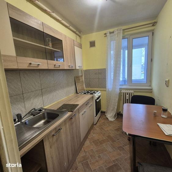 Apartament cu 2 camere semidecomandat în Tineretului
