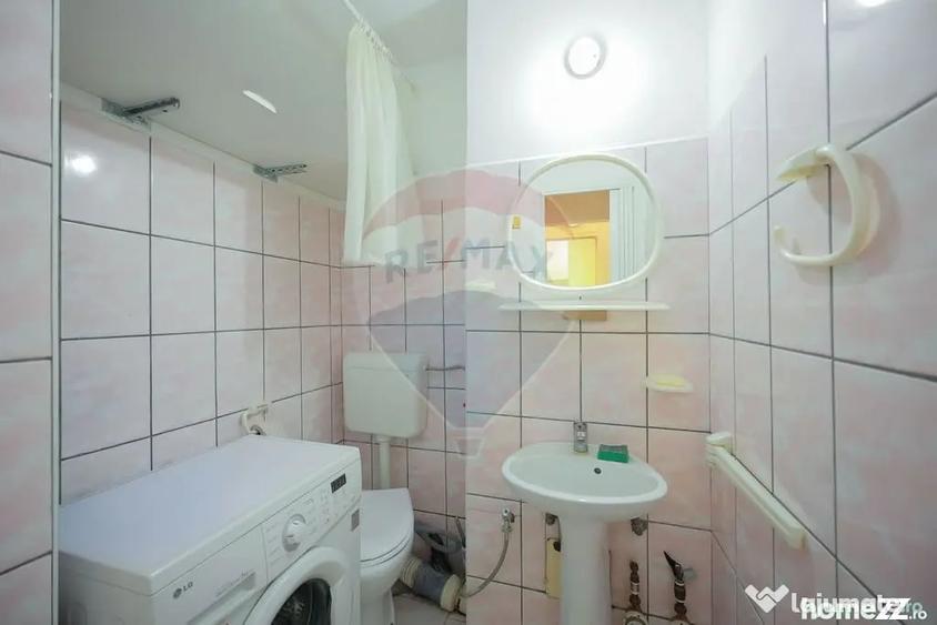 Apartament cu 3 camere decomandat în Dacia