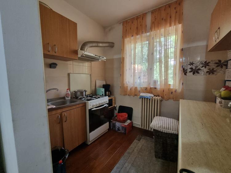 Casă individuală cu 5 camere cu Teren 1750 Mp în Movilița