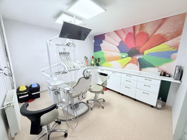 Casă cu 4 camere în Primăverii