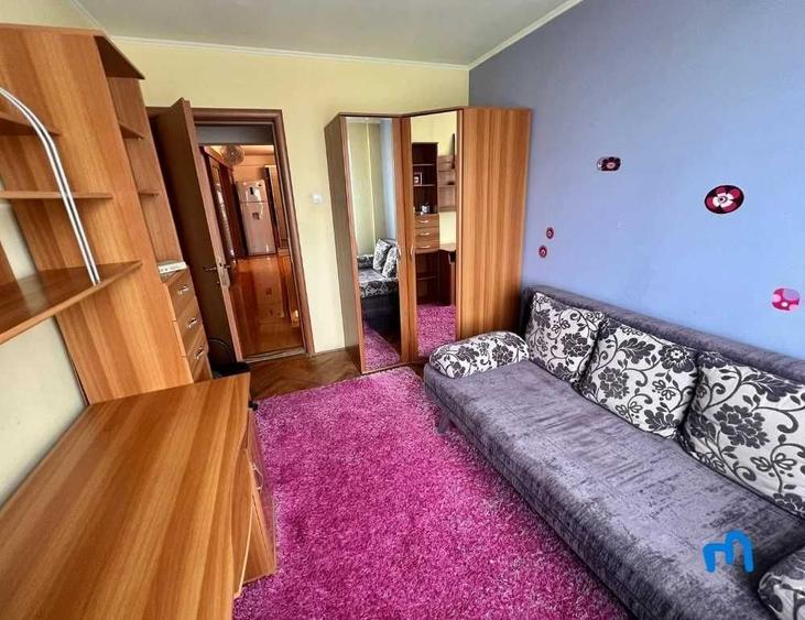 Apartament cu 3 camere decomandat, mobilat în Ultracentral