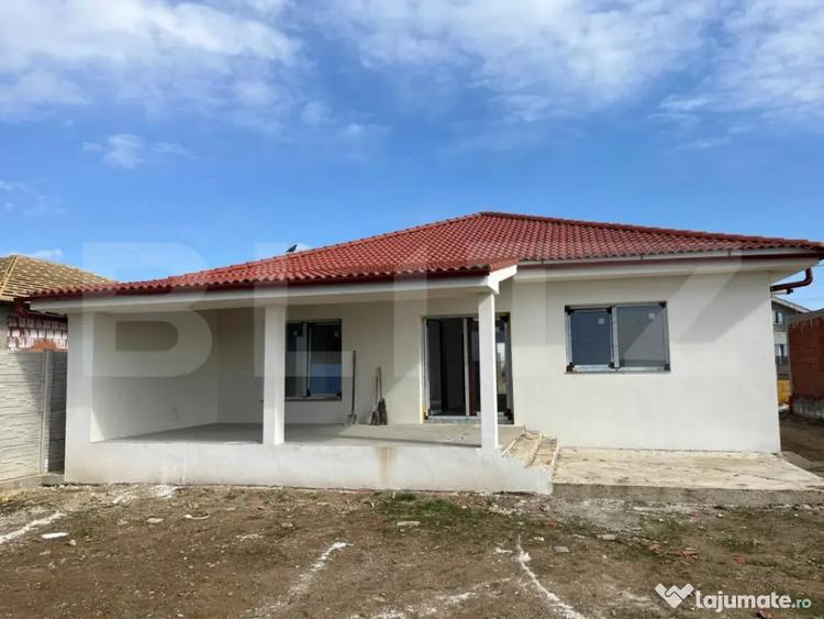 Casă cu 4 camere cu Teren 520 Mp în Sântandrei