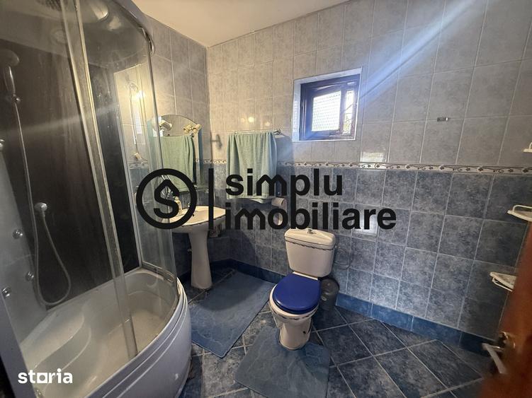 Casă cu 5 camere cu Teren 181 Mp în Rovine