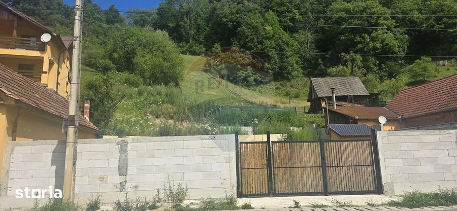 Teren de 1260 mp, în Râu Sadului