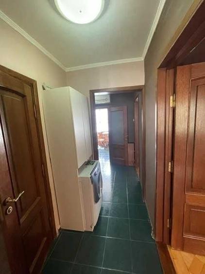 Apartament cu 3 camere decomandat în Militari