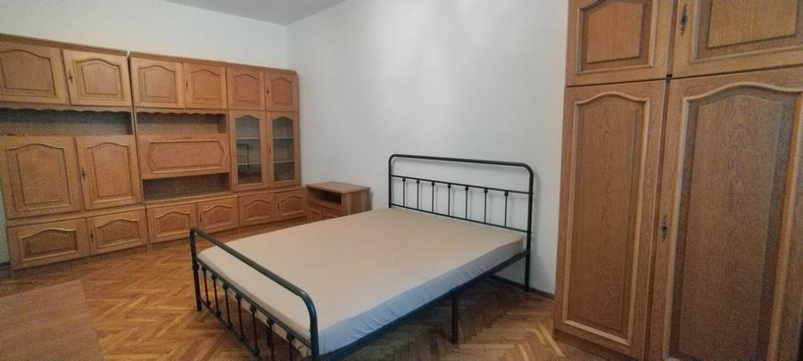 Apartament cu 3 camere decomandat în Bucureștii Noi