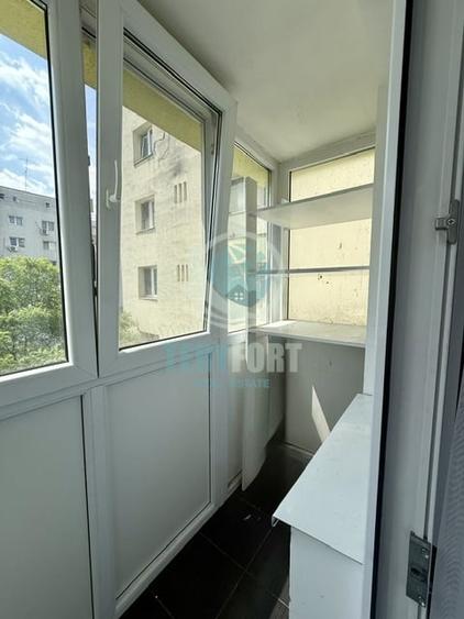 Apartament cu 2 camere semidecomandat, mobilat în Lacul Tei