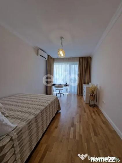 Apartament cu 4 camere decomandat în Aviației