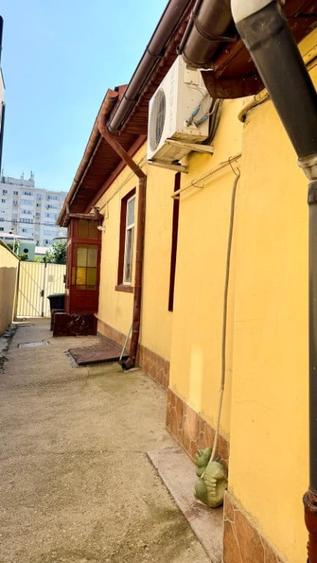 Casă cu 4 camere cu Teren 206 Mp în Lacul Tei
