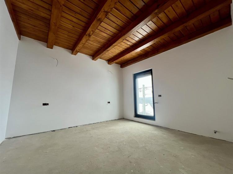 Vila D+P+E premium cu 440mp de teren in Valea Adanca - 6