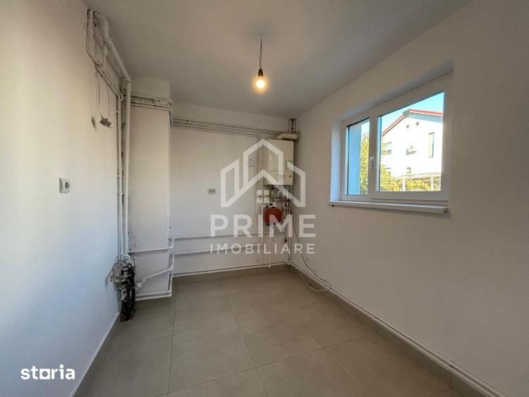 Casă cu 7 camere cu Teren 504 Mp în Central
