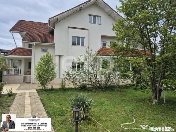 Casă cu 10 camere cu Teren 1329 Mp în Micro 6