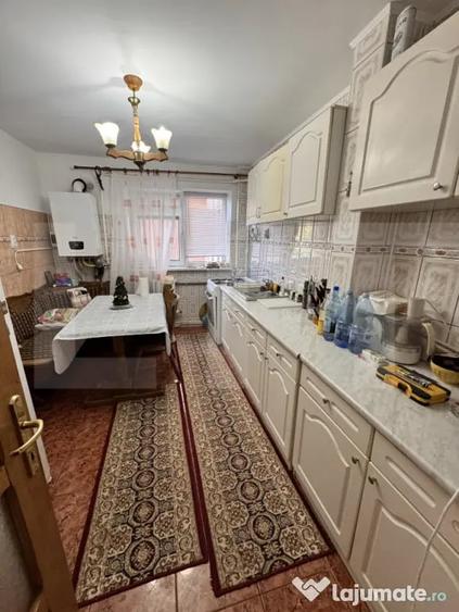 Apartament 4 camere decomandat, etaj 3, Octav Onicescu B - 3