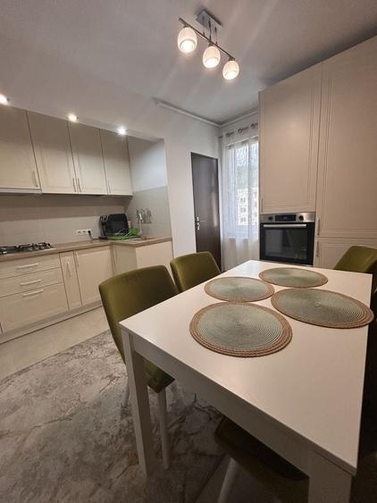Apartament cu 2 camere decomandat în Tudor