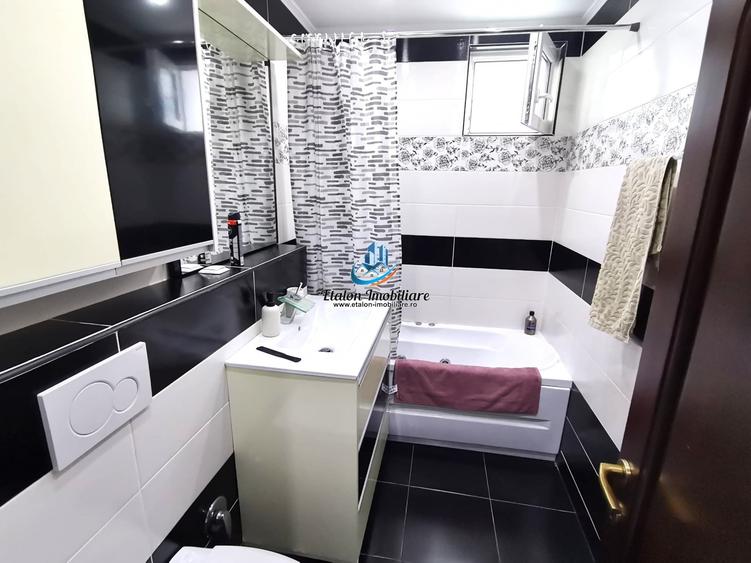 Apartament cu 3 camere decomandat în Precista