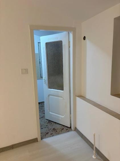 Garsonieră decomandată în Buziașului
