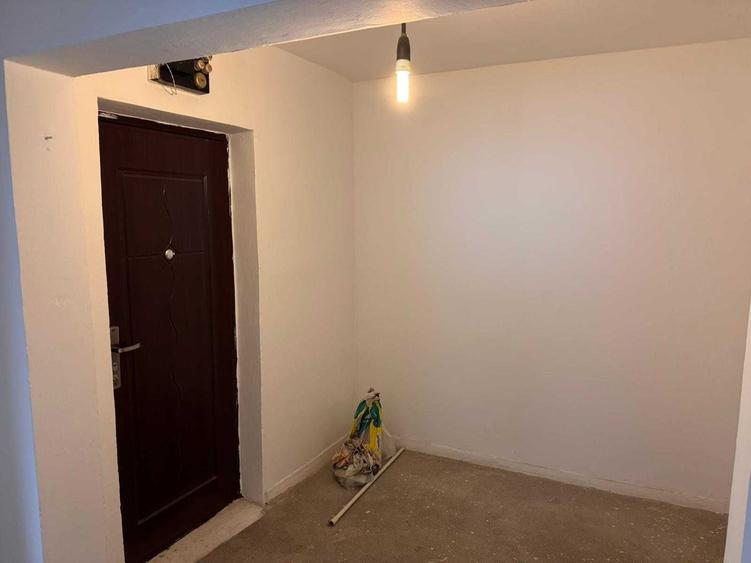 Apartament cu 2 camere decomandat în Sud