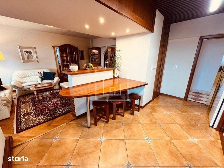 Apartament cu 4 camere decomandat, mobilat în Central