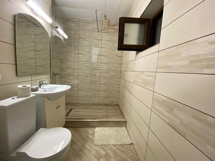 Garsonieră decomandată, mobilată în Faleza Nord