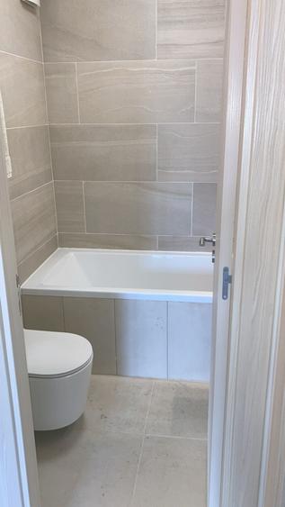 Apartament cu 2 camere semidecomandat în P-ta Presei Libere