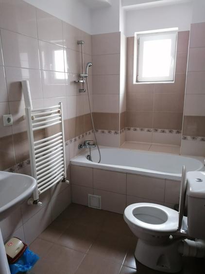 Apartament cu 2 camere decomandat în Cetate