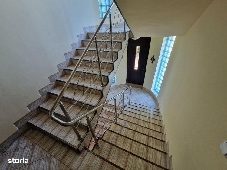 Casă cu 4 camere în Sud