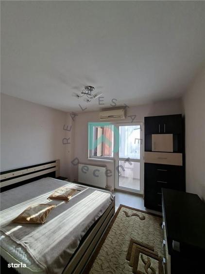 Apartament cu 2 camere decomandat în Centrul Istoric