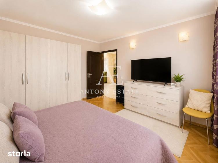 Apartament cu 4 camere decomandat, mobilat în Decebal