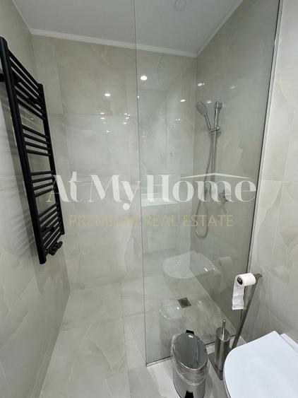 Apartament cu 3 camere decomandat, mobilat în Barbu Văcărescu