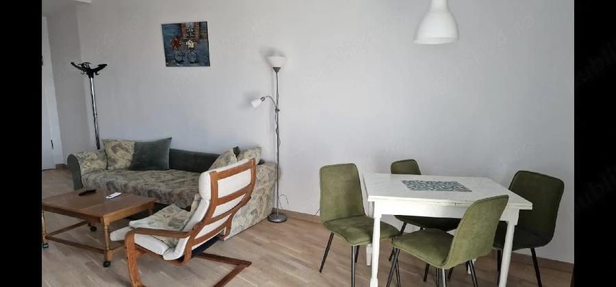 Apartament cu 2 camere semidecomandat în Take Ionescu