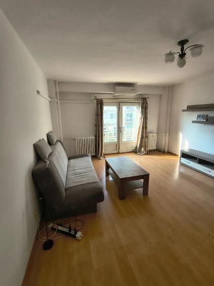 Garsonieră decomandată în Alba Iulia