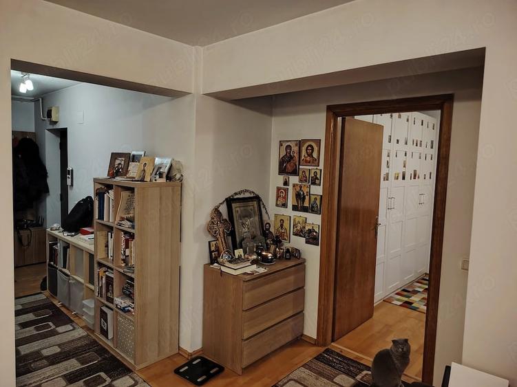 Apartament cu 2 camere semidecomandat în Sud