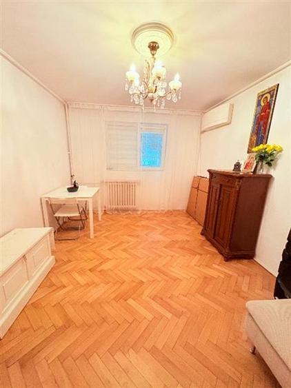 Apartament cu 2 camere decomandat în Dorobanți