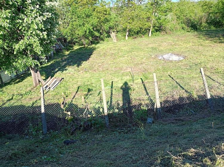 Teren de 1426 mp, în Central