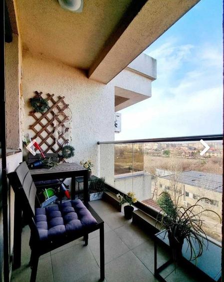 Apartament cu 3 camere semidecomandat în Prelungirea Ghencea
