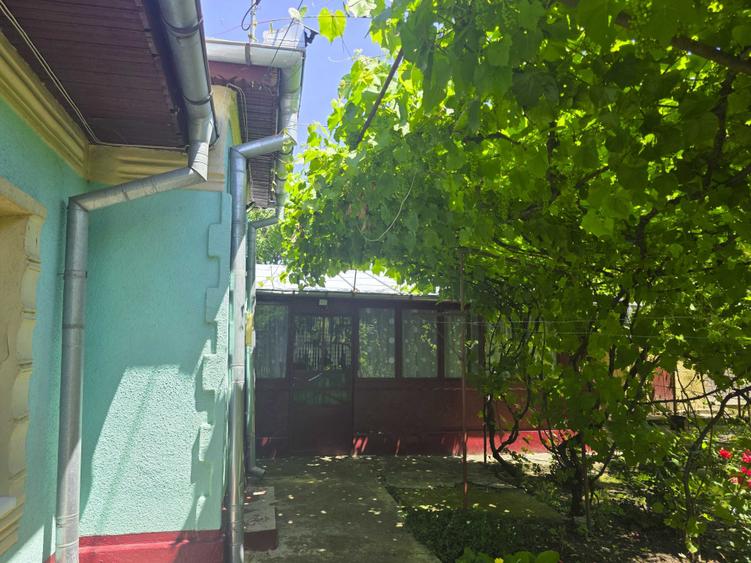 Casă cu 4 camere în Central