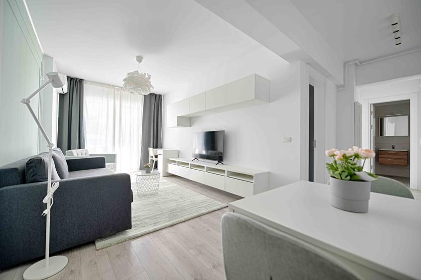 Apartament cu 3 camere decomandat, mobilat în Militari