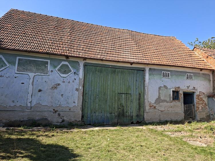 Casă cu 3 camere cu Teren 364 Mp în Central