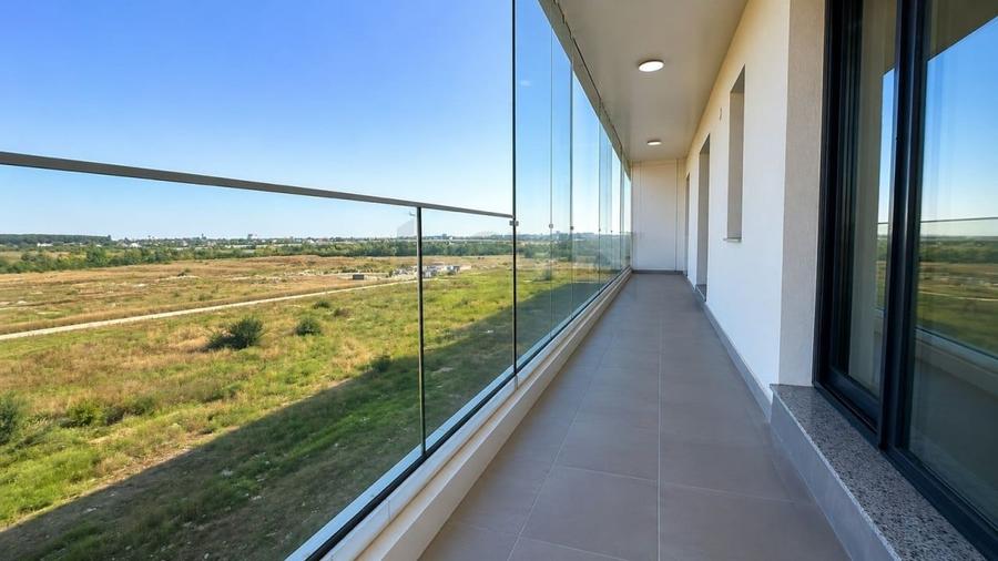 Apartament cu 4 camere decomandat, mobilat în Pipera