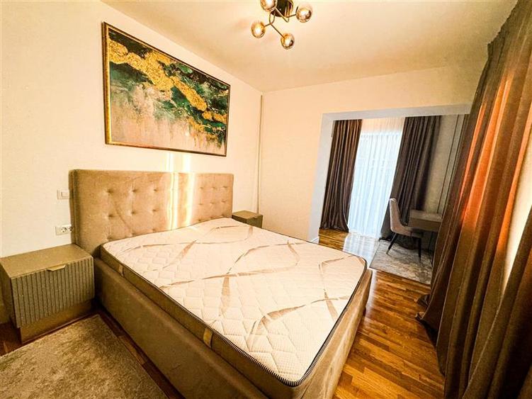 Apartament cu 3 camere semidecomandat, mobilat în Floreasca