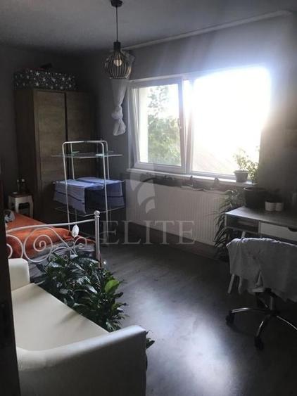 Apartament cu 3 camere semidecomandat în Gheorgheni
