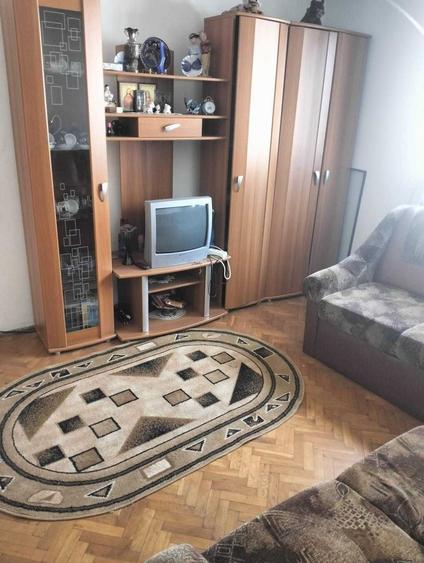 Apartament 3 camere de vanzare Fagaras, Str. 13 Decembrie mobilat si utilat - 2